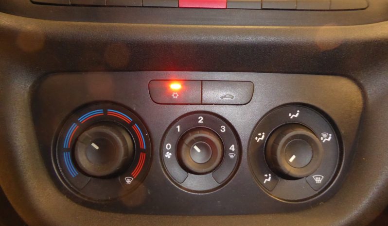 
								Fiat Doblo Cargo Base 1.3 Mjet 95 CV E6 lleno									