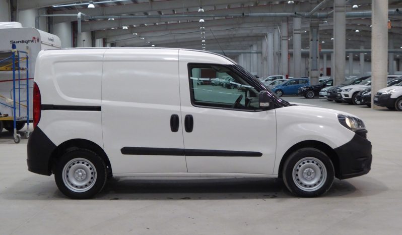 
								Fiat Doblo Cargo Base 1.3 Mjet 95 CV E6 lleno									