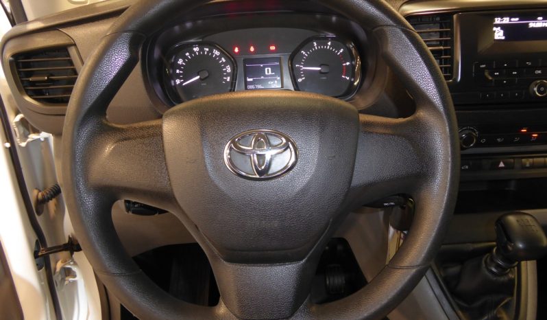 
								Toyota Proace 1.5D 100CV BUSINESS L1H1 lleno									