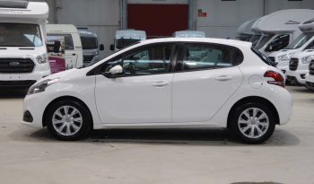 
									PEUGEOT 208 5P ACTIVE 1.6 BlueHDi 100CV lleno								