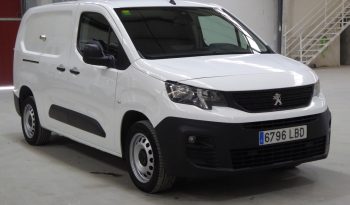 
									PEUGEOT Partner Premium Long 1000kg BlueHDi 100CV lleno								