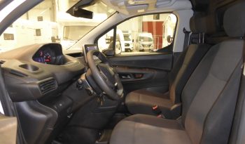 
									PEUGEOT Partner Premium Long 1000kg BlueHDi 100CV lleno								