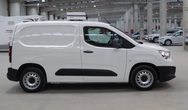 
								Opel Combo 100CV frigorifico FRC -20ºC lleno									