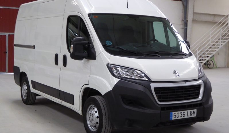 Peugeot Boxer BlueHDi 140CV Furgon 33L2H2