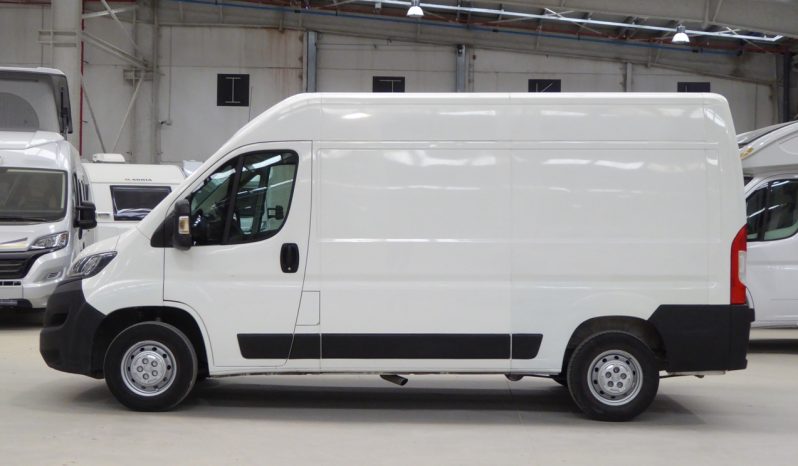 
								Peugeot Boxer BlueHDi 140CV Furgon 33L2H2 lleno									