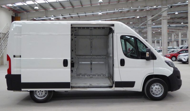 
								Peugeot Boxer BlueHDi 140CV Furgon 33L2H2 lleno									