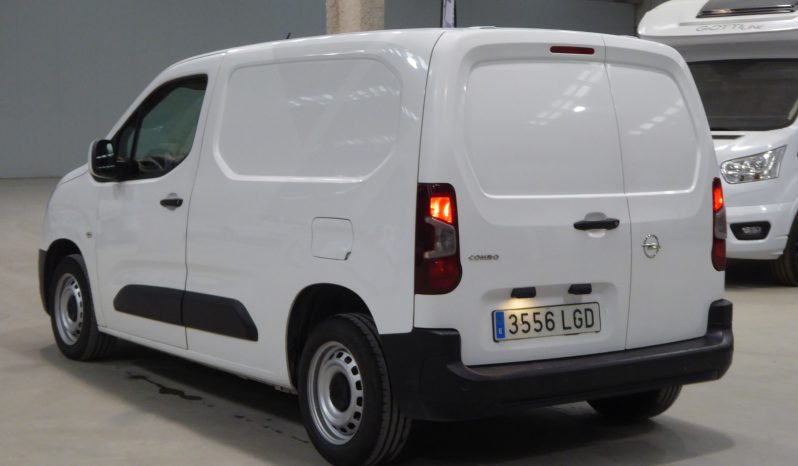 
								Opel Combo 1.6 TD 55kW 75CV L1 H1 650kg lleno									