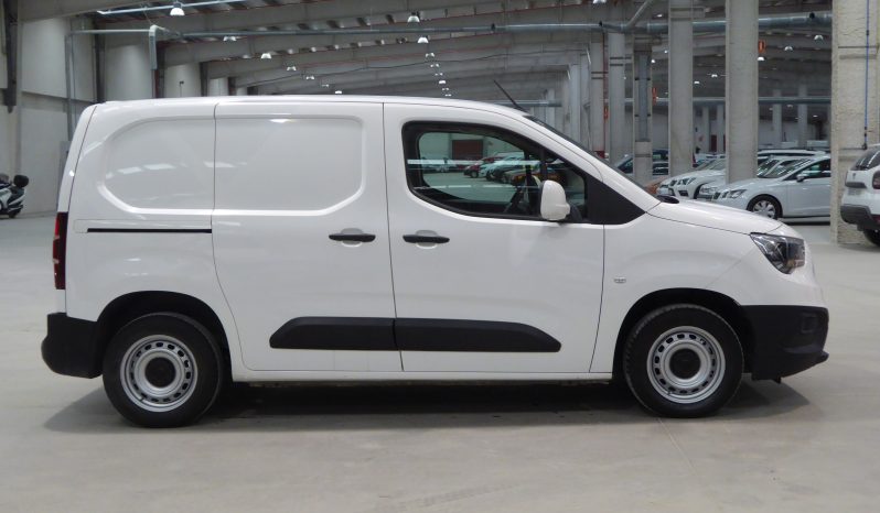 
								Opel Combo 1.6 TD 55kW 75CV L1 H1 650kg lleno									