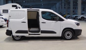 
									Opel Combo 1.6 TD 100CV L1 H1 650kg lleno								