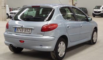 
									Peugeot 206 XLine 1.4 HDI 70 CV. lleno								