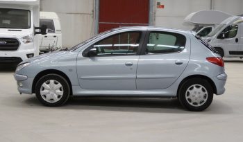 
									Peugeot 206 XLine 1.4 HDI 70 CV. lleno								