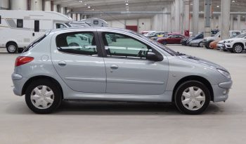 
									Peugeot 206 XLine 1.4 HDI 70 CV. lleno								