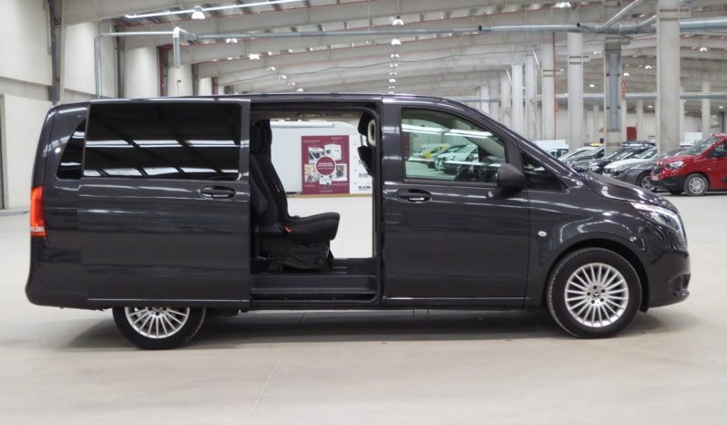 
								Mercedes Vito 116CDI AT Tourer 9 pl. Larga lleno									