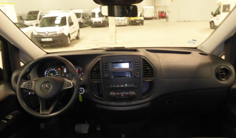 
								Mercedes Vito 116CDI AT Tourer 9 pl. Larga lleno									