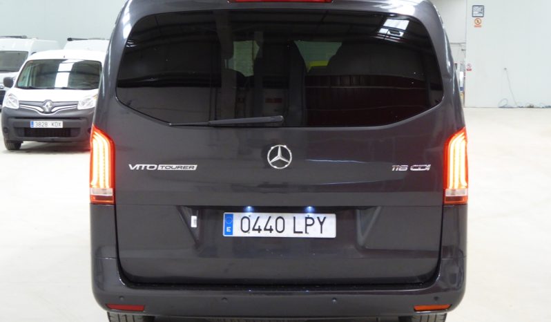 
								Mercedes Vito 116CDI AT Tourer 9 pl. Larga lleno									