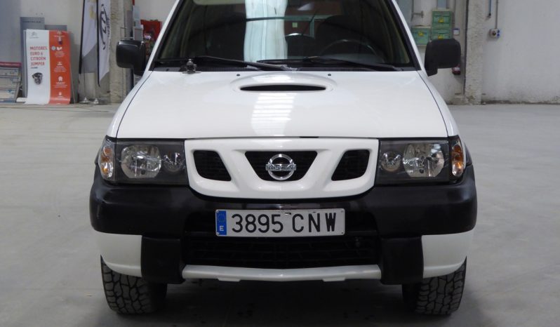 
								Nissan Terrano II 2.7 TDi Sport 5p 125 cv. lleno									