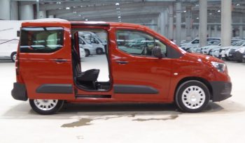 
									Opel Combo life 130CV Selective L Combi lleno								