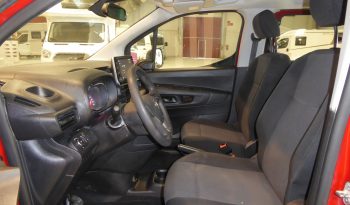 
									Opel Combo life 130CV Selective L Combi lleno								