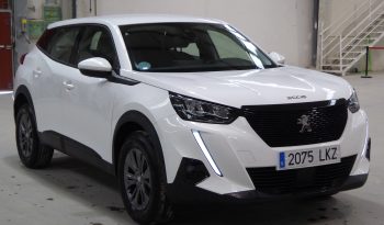 
									Peugeot 2008 Active 100 CV gasolina lleno								