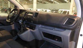 
									Peugeot Expert Combi BlueHDi 120 CV Standard 9 plazas lleno								