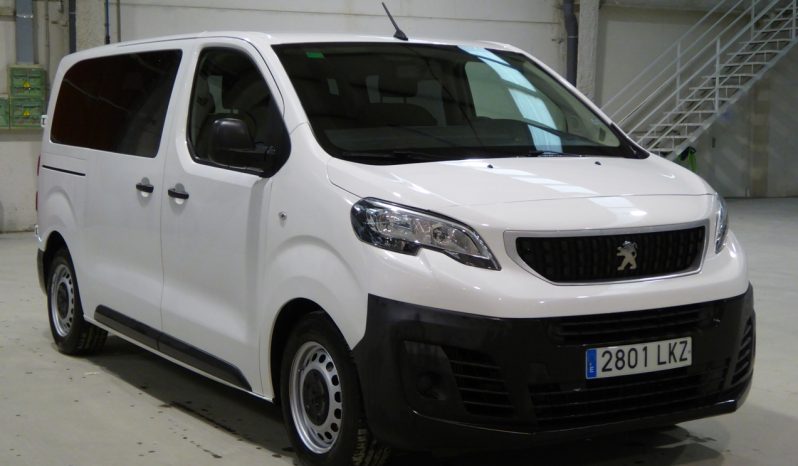 
								Peugeot Expert Combi BlueHDi 120 CV Standard 9 plazas lleno									