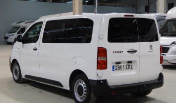 
									Peugeot Expert Combi BlueHDi 120 CV Standard 9 plazas lleno								