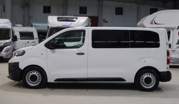 
									Peugeot Expert Combi BlueHDi 120 CV Standard 9 plazas lleno								