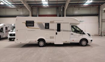 C.I. HORON 65xt, 5 pl. cama isla 2023 lleno