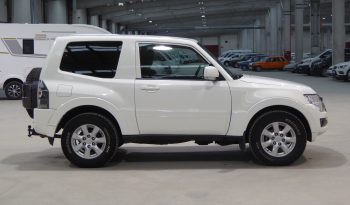 
									Mitsubishi Montero 3.2 DID Spirit Auto lleno								