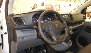 
									Peugeot Expert Combi BlueHDi 120 CV Standard 9 plazas lleno								