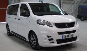 
									Peugeot Expert Combi BlueHDi 120 CV Standard 9 plazas lleno								