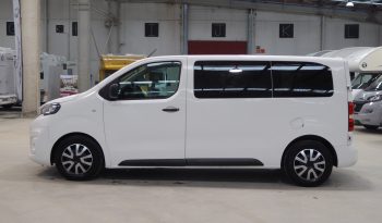 
									Peugeot Expert Combi BlueHDi 120 CV Standard 9 plazas lleno								
