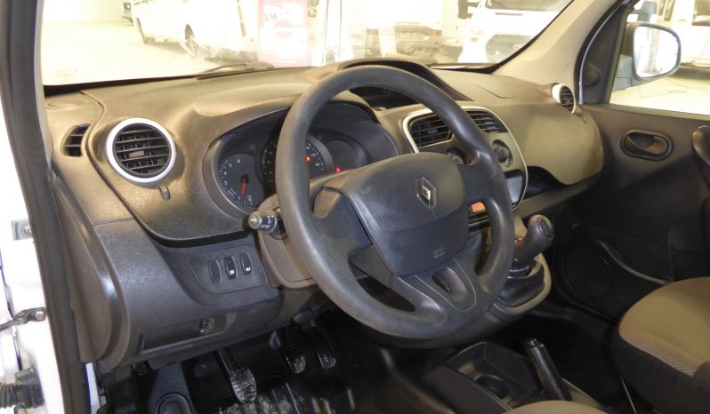 
								RENAULT Kangoo FURGON dCi 75CV Euro 6 lleno									