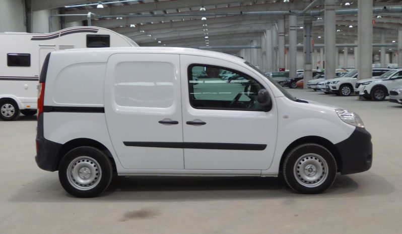 
								RENAULT Kangoo FURGON dCi 75CV Euro 6 lleno									