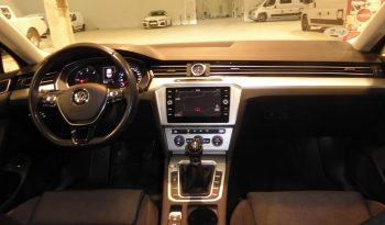 
									VOLKSWAGEN Passat Advance TDI 120CV Variant lleno								