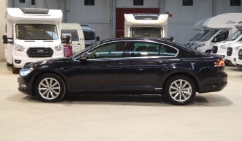 
									VOLKSWAGEN Passat Advance TDI 120CV Variant lleno								