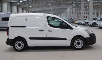 
									PEUGEOT Partner Furgon Confort L1 1.6 HDi 75 lleno								