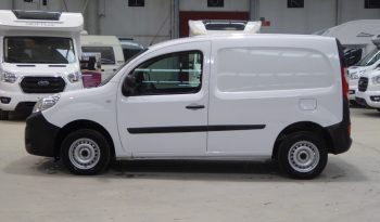 
									RENAULT Kangoo FURGON dCi 75CV Euro 6 lleno								