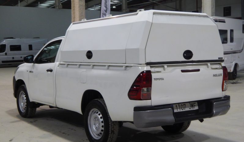 Toyota Hilux 2.4 D4D Cabina Sencilla GX