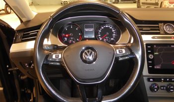 
									VOLKSWAGEN Passat Advance TDI 120CV Variant lleno								