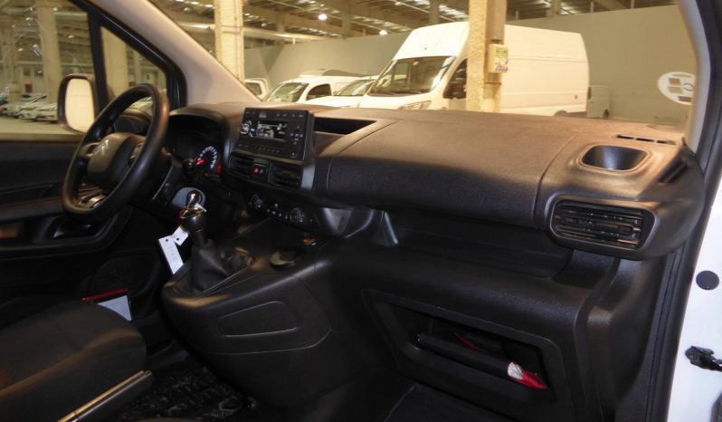 
								CITROEN BERLINGO Talla M BlueHDi 100 CV CONTROL lleno									