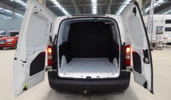 
									CITROEN BERLINGO Talla M BlueHDi 100 CV CONTROL lleno								