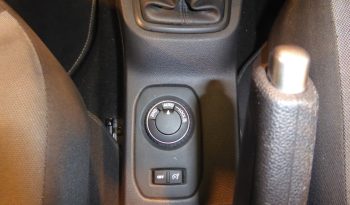 
									Dacia Duster 4X4 Essential Blue dCi 115CV lleno								
