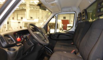 
									IVECO DAILY 2.3 TD 35C 14 3750 puerta elevadora lleno								