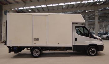 
									IVECO DAILY 2.3 TD 35C 14 3750 puerta elevadora lleno								