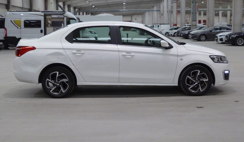
								CITROEN C4 c-elysee BlueHDi 73KW 100CV Shine lleno									