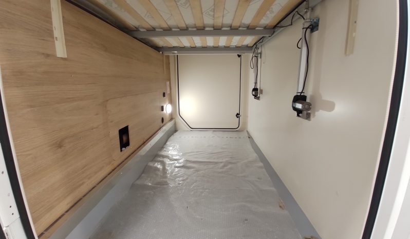 
								C.I. Horon 65xt Fiat Ducato 140cv. cama isla. 2024 lleno									