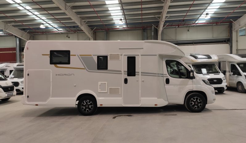 
								C.I. Horon 65xt Fiat Ducato 140cv. cama isla. 2024 lleno									