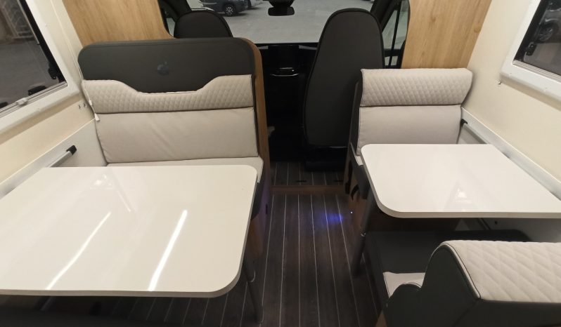 
								C.I. HORON 77M, 7 plazas 165 cv automatico, nuevo lleno									