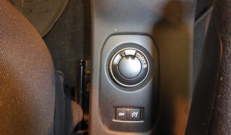 
								Dacia Duster 4X4 Essential Blue dCi 115CV lleno									